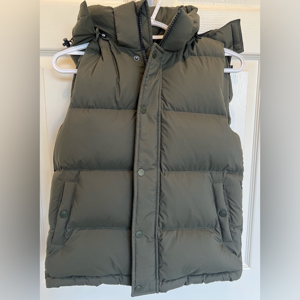 Aritzia TNA The Super Puff Vest 2XS Olive 700 Fill Down Removable Hood